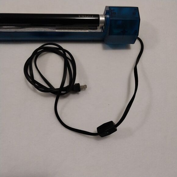 Light F/X Blacklight Bolt 17 Inches #X003 - Picture 9 of 11